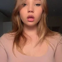 AmelleRoux фото профиля