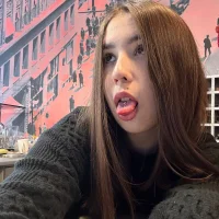 صورة الملف الشخصي لـ ella_lucky