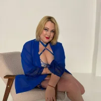 KaylaJanee's Profile Pic