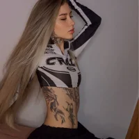 alyssa_22's Profile Pic