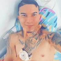 Striptysex's Profile Pic