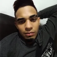 SkinnyAndBrunette's Avatar Pic