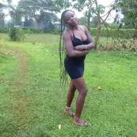 Dee-Petite's Profile Pic
