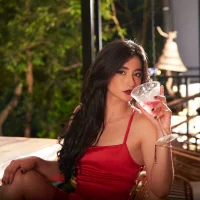 Tahara_Romanov 头像图片