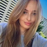 ArishaLu's Profile Pic