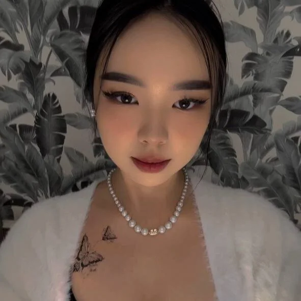 LilBloom Stripchat profile image