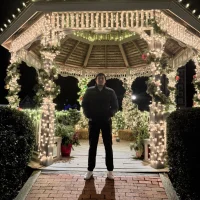 Leovilla2000's Profile Pic