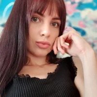 VikkiLova's Profile Pic