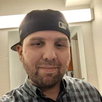 CuteSkaterGuyのアバター写真