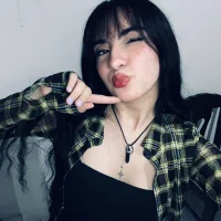 Luciebell's Profile Pic