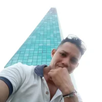 BruceTomson's Profile Pic