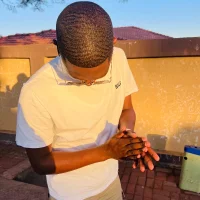 JohnGee00's Profile Pic