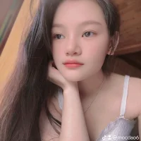 lylyna08 avatar - live cam performer on MySuperHot