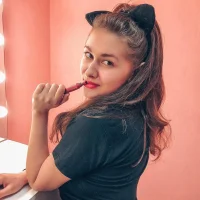 VeronikaStoner Φωτ, Προφίλ