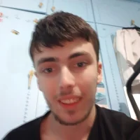 Alexles22's Profile Pic