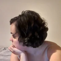 รูปโปรไฟล์ของ ClairaFee