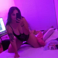 curvyandhornyys Profilfoto