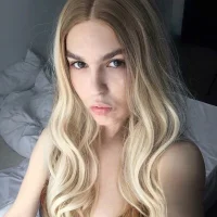 Sweet_Lili's Profile Pic