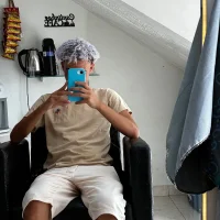 plbob's Profile Pic