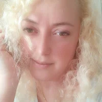 Curvy-Milf-Kitty's Avatar Pic