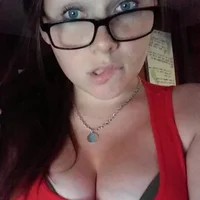 nikiwhite420's Profile Pic