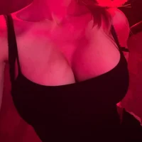 bustygirl98 아바타 사진