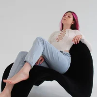 Gambar Profil Stuzy_Pussy