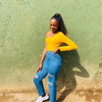 Nicolee145's Profile Pic