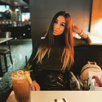 pinocolada23 Φωτ, Προφίλ