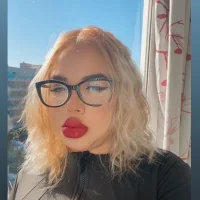 Andreaa_03's Profile Pic