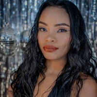 Mishel__'s Profile Pic