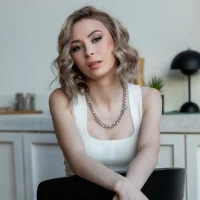 CateDeere's Profilna slika