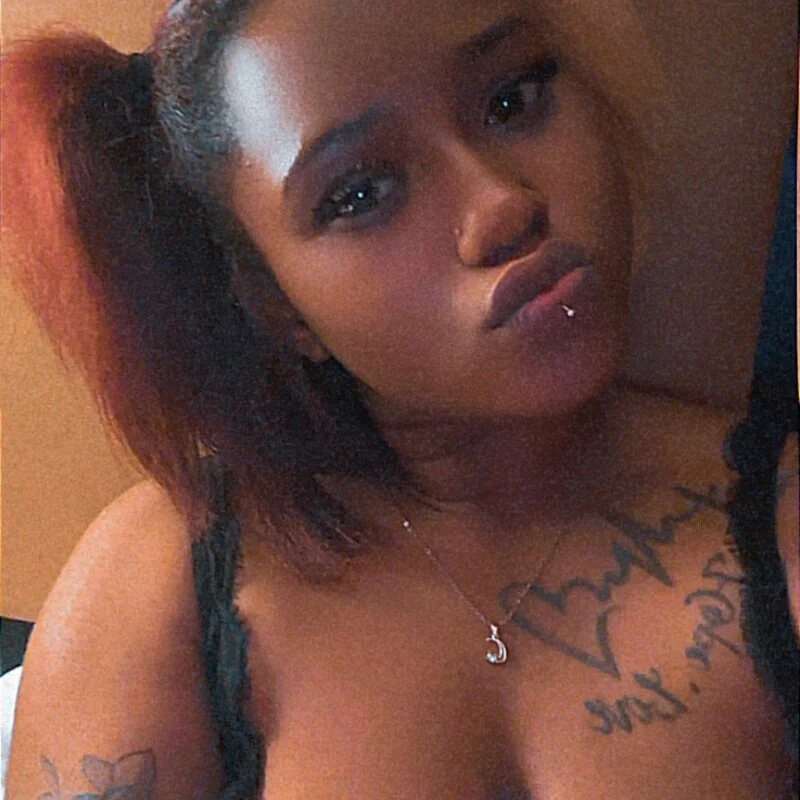 PrettyGal_Tingz profile photo