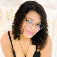 mayli_15's Profile Pic