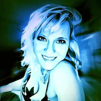 weweannie's Profile Pic