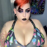 غرفة دردشة MistressMisfit دون اتصال