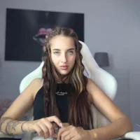 Nightbutterfly-'s Profile Pic