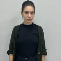 LoisBiddix's Profile Pic