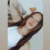 Violeta_james' Avatar Pic