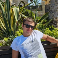Sergeyhalisa's Profile Pic