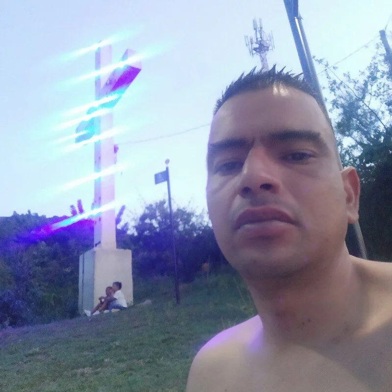 DeveinedOxcart profile photo