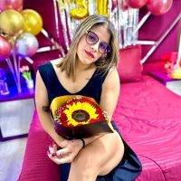 CaseyRoses's Profile Pic