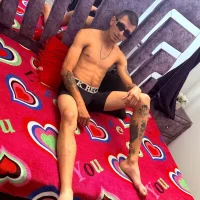GandiyHot's Profile Pic