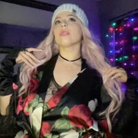 izcah's Profile Pic