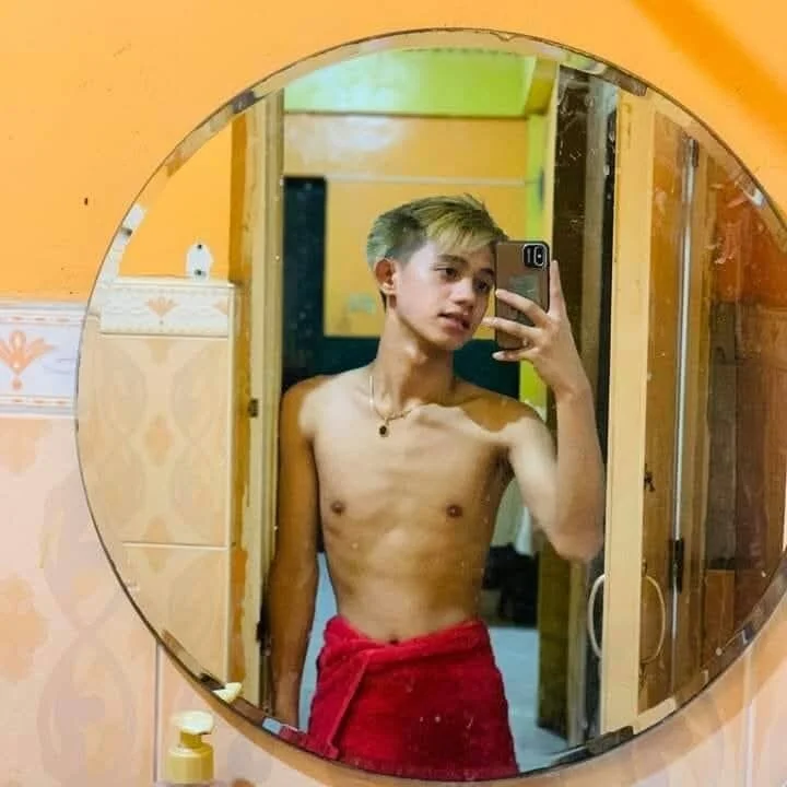 asian_huge_cock69 profile photo