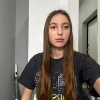 selena_favn Φωτ, Προφίλ