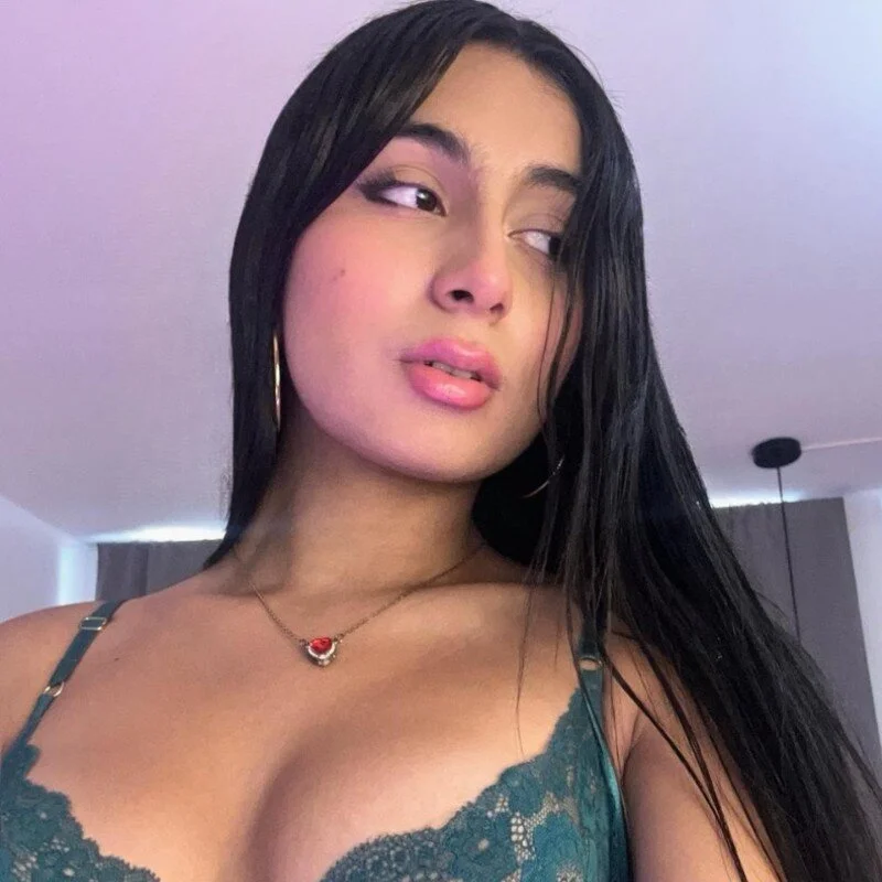 AlinaSimmons profile photo