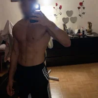 Slika avatara modela orientalzeb92