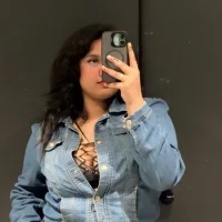 honey__69's Avatar Pic