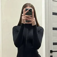 VeraSweet_ Φωτ, Προφίλ